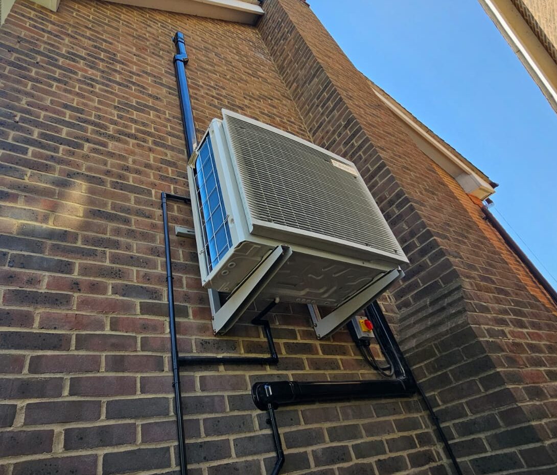 Commercial Domestic Air Conditioning Installation London